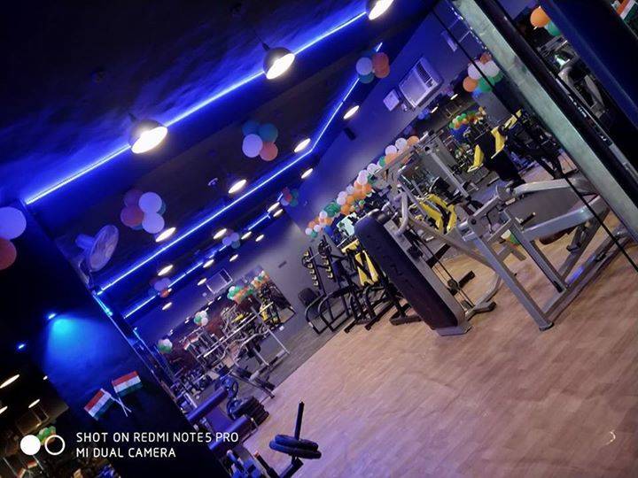 Gurugram-Sector-69-Celebrity-Fitness_855_ODU1_OTU4Mg