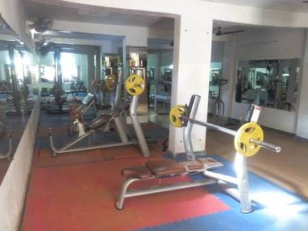 Noida-Sector-41-PLATINUM-GYM_898_ODk4