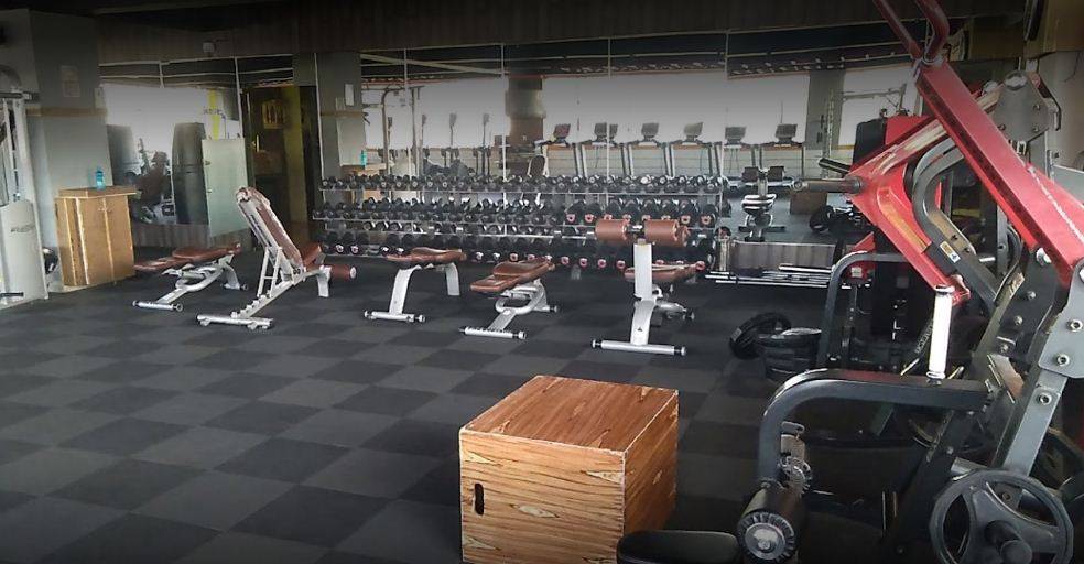 Surat-Sudama-chowk-F-and-S-Fitness_1118_MTExOA_MTAzNTE