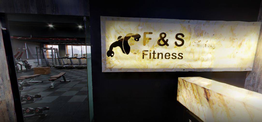 Surat-Sudama-chowk-F-and-S-Fitness_1118_MTExOA_MTAzNTI
