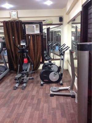 New-Delhi-Nasirpur-Big-biceps-gym-&-fitness-center_808_ODA4