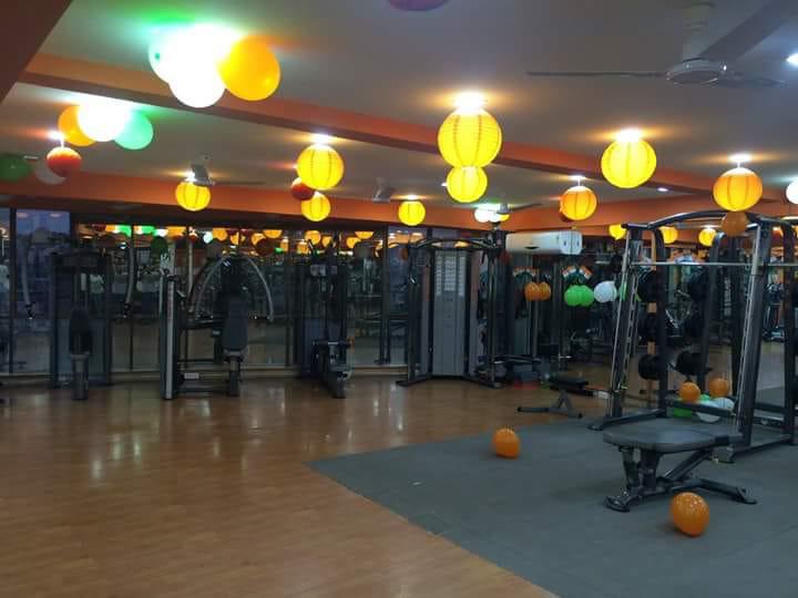 Ahmedabad-Navrangpura-Orange-fitness_250_MjUw_NzgxNw