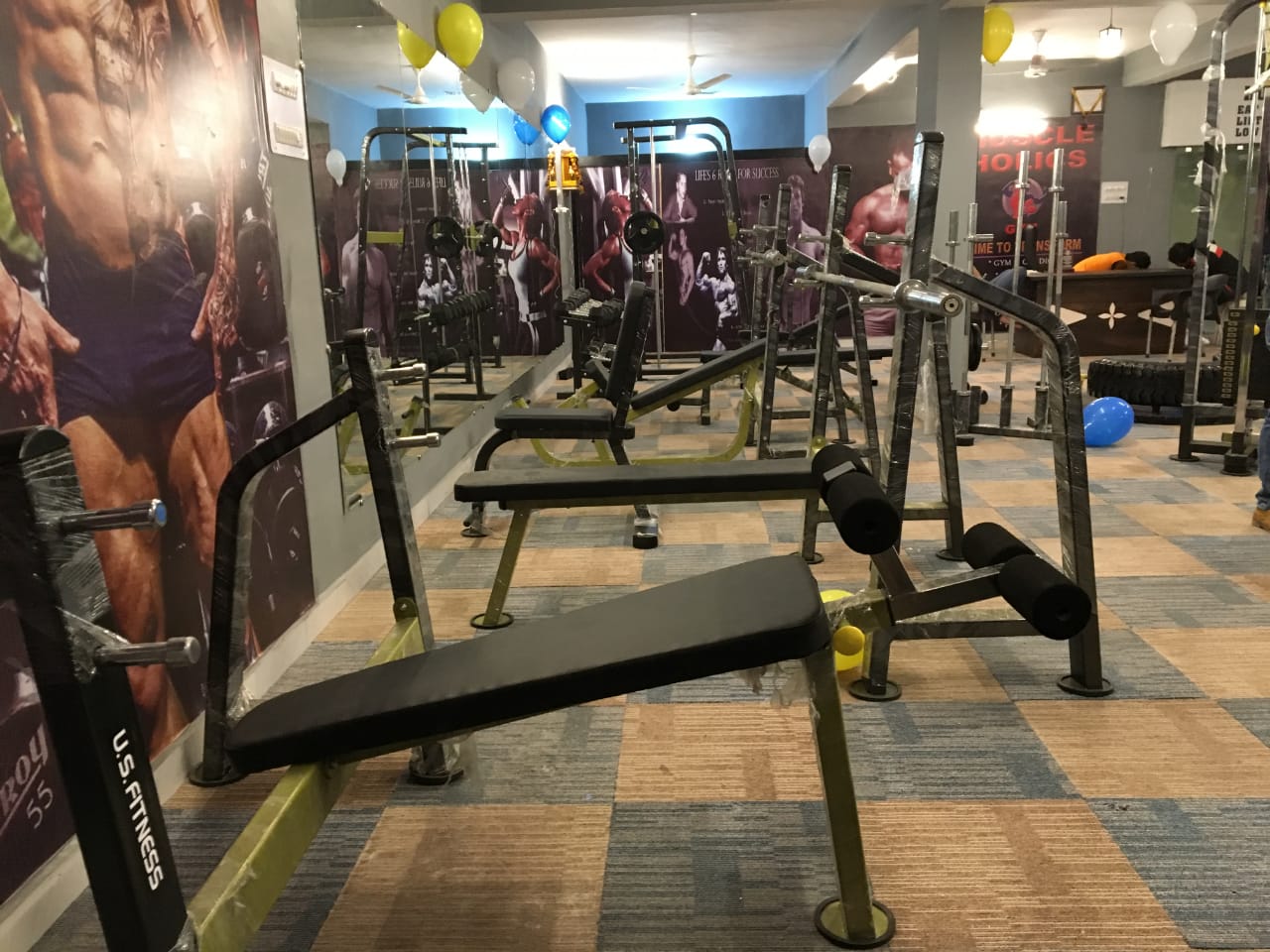 porbandar-mg-rd-Muscles-Holics-Gym_2998_Mjk5OA_OTA4OA