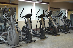 Rajkot-Nana-Mava-Main-Rd-Refresh-Fitness-Centre,-Gym_1372_MTM3Mg_NDc0OA