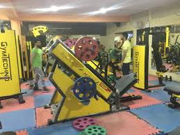 Surat-Varachha-Fitness-edge-gym_340_MzQw_MzIxNg