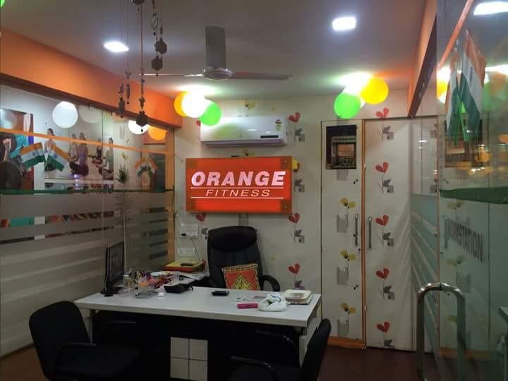 Ahmedabad-Navrangpura-Orange-fitness_250_MjUw_NzgxNQ
