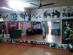 Surat-Radhe-Shyam-Society-Lucky-and-Group-Dance--&-Karate-Company_2792_Mjc5Mg_ODcyNQ