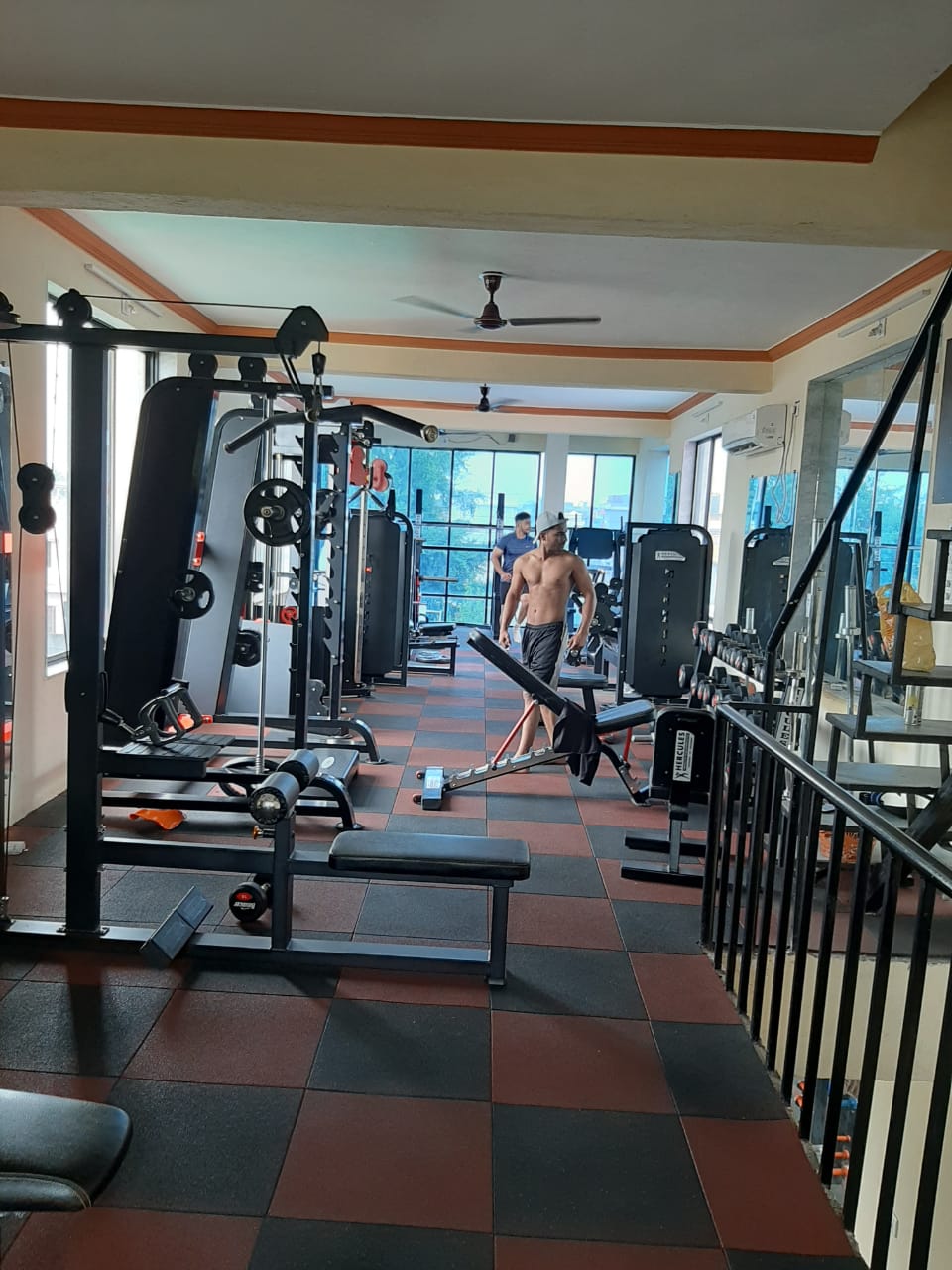 Valsad-Garib-Nawaz-Society-DFC-Decent-Fitness-Centre_384_Mzg0_MTIxMg