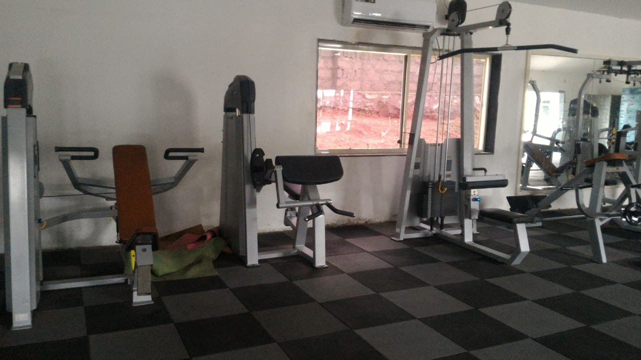 Himatnagar-Vidhya-Nagari-Fitness-world_287_Mjg3_ODc4