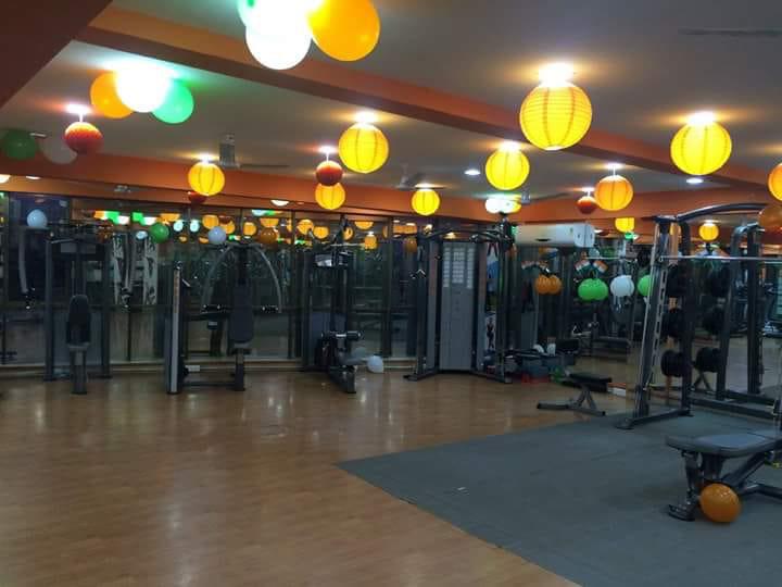 Ahmedabad-Navrangpura-Orange-fitness_250_MjUw_NzgxNA