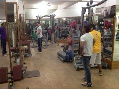 New-Delhi-Mahipalpur-Club-9-gym_805_ODA1_MzgyNw