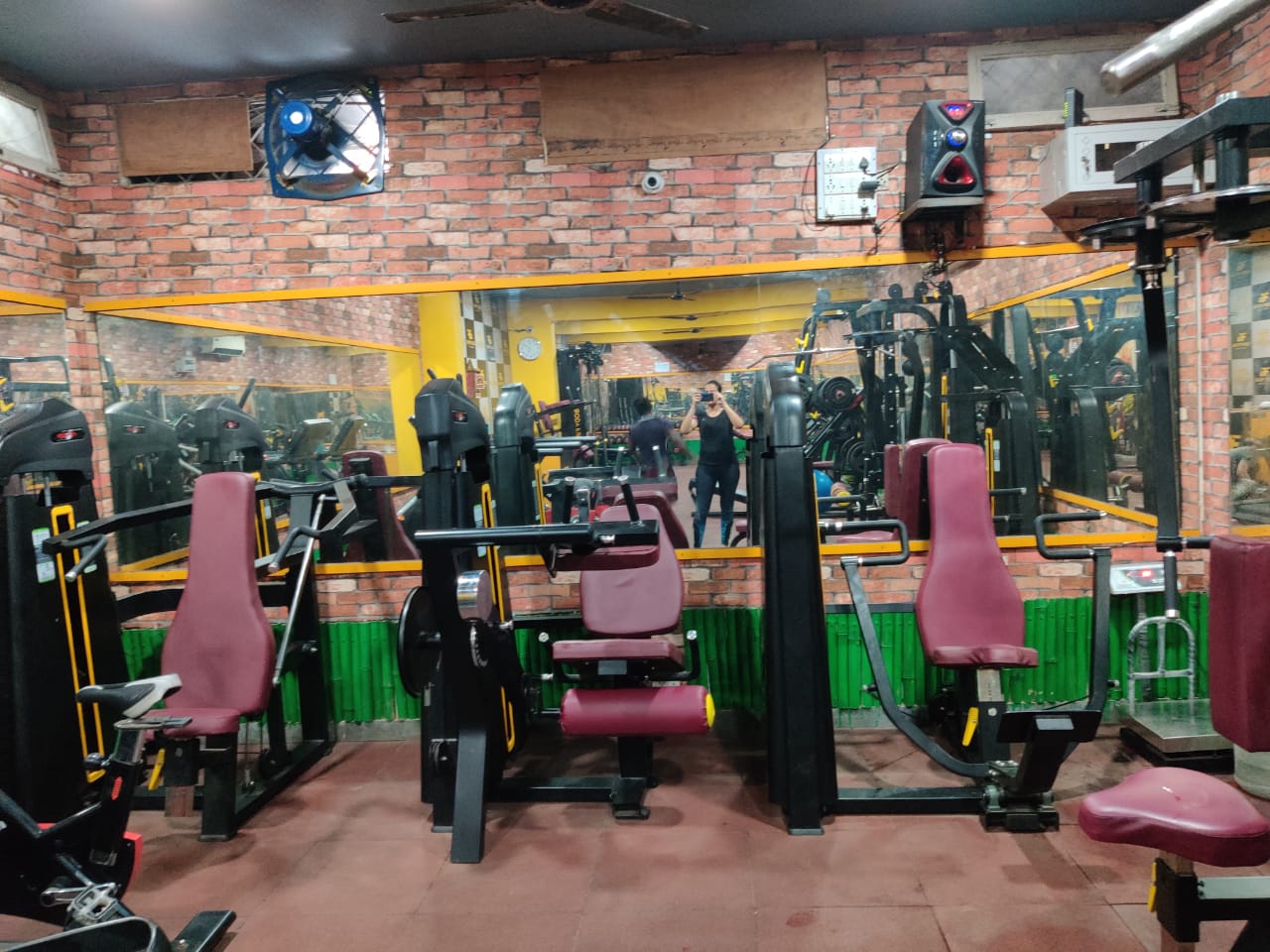 Noida-Sector-20-Body-first-gym_959_OTU5_MTEyODA